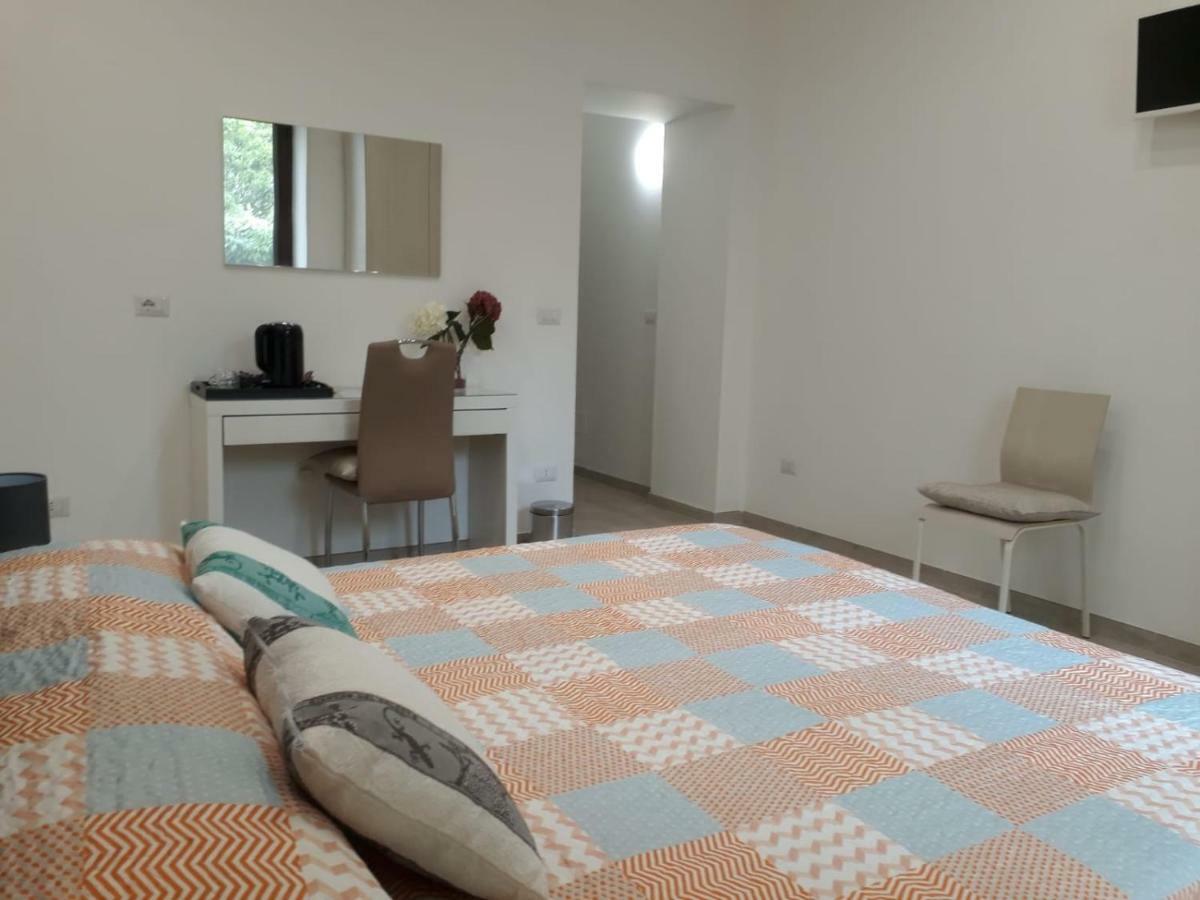 Bed and Breakfast Rosa Del Salento à Lecce Extérieur photo