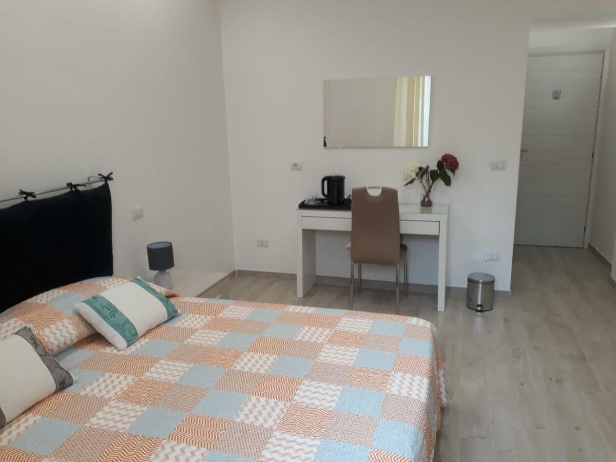 Bed and Breakfast Rosa Del Salento à Lecce Extérieur photo